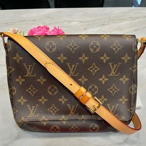 ❌❌ SOLD ❌❌Louis Vuitton musette tango